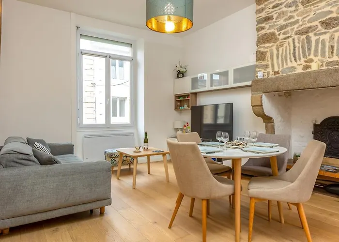 Apartment Le Clemenceau By Interhome