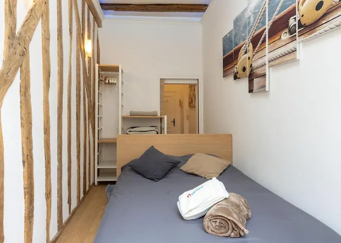 Apartment Le Clemenceau By Interhome